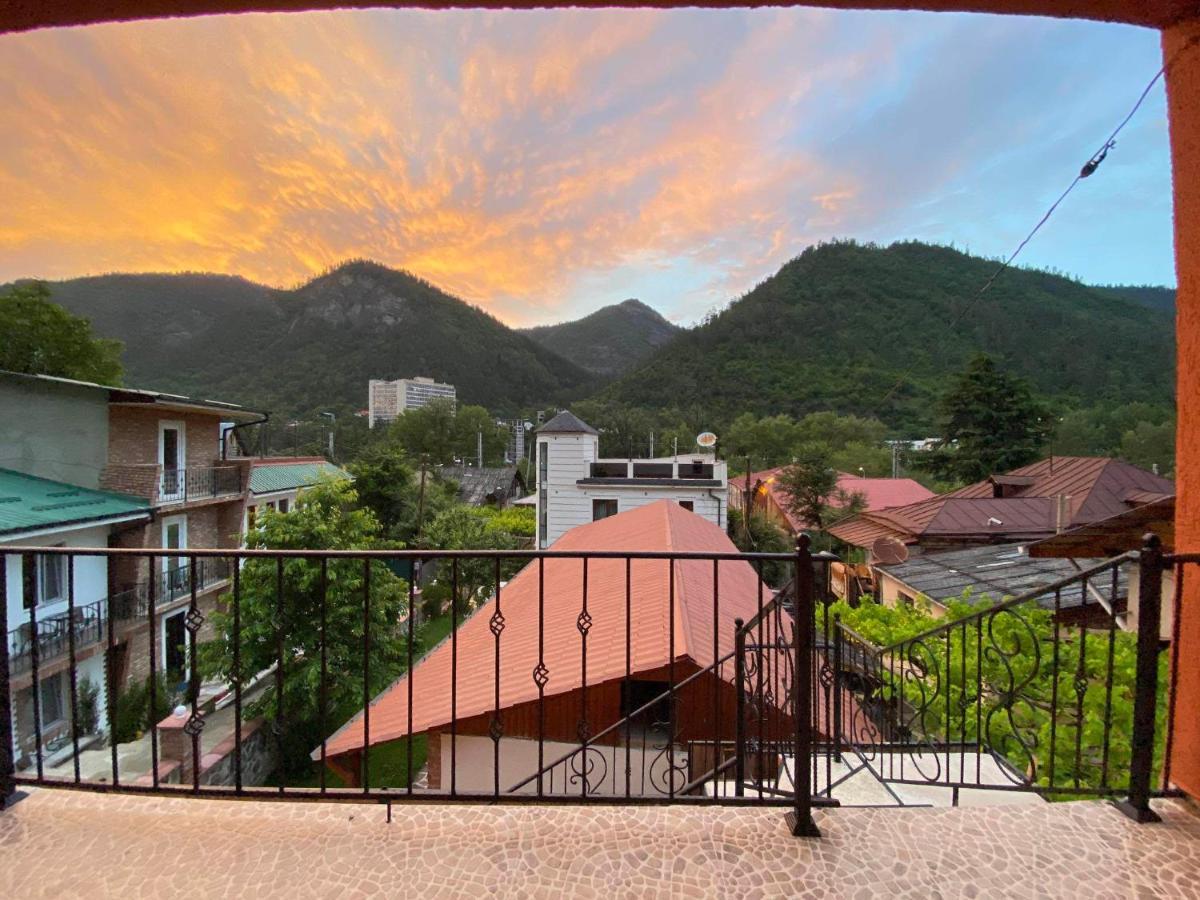 Guest House Borjomula Borjomi Exterior photo