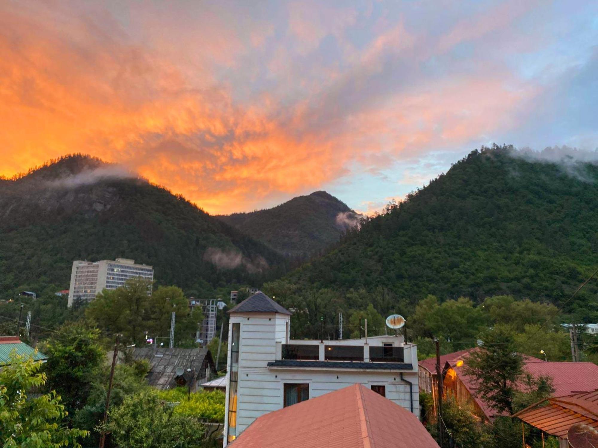 Guest House Borjomula Borjomi Exterior photo